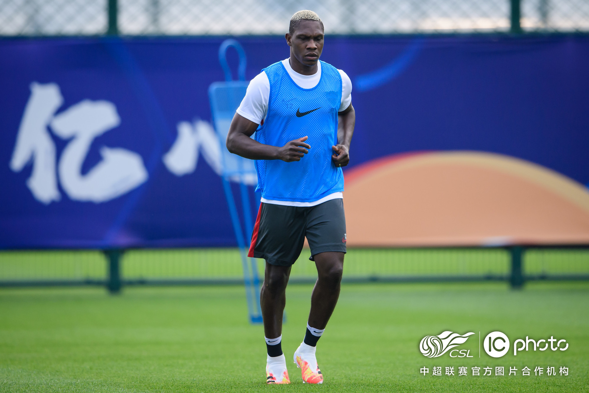 bbin官方_关于深圳队迎来大连挑战，斗志昂扬的信息